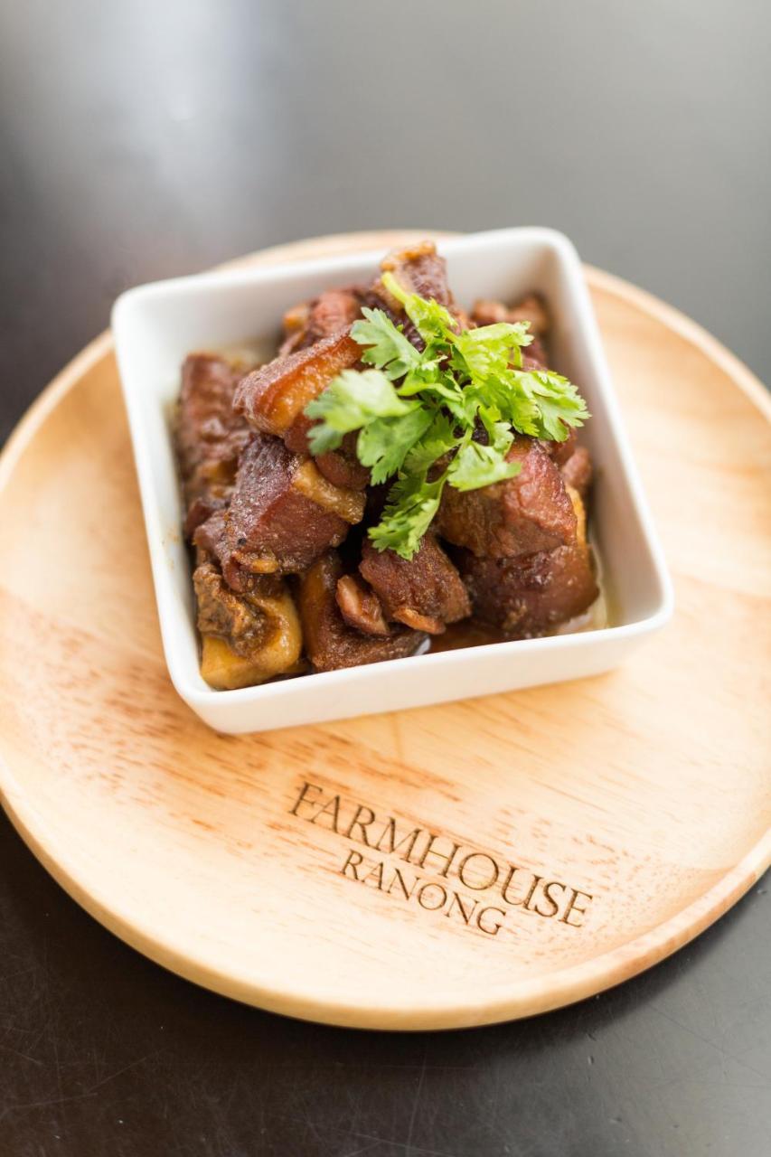 The Farm House Hotel Ranong Exterior foto